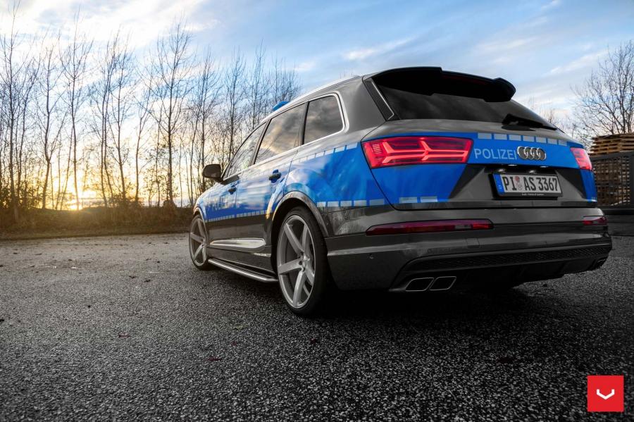  Audi Q7 Police on Vossen Wheels (CV3R) (4M) 2017 года  (фото 16 из 18)